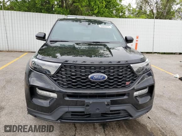 ✅ 2021 Ford Explorer ST • VIN: 1FM5K8GC0MGC29124 • Lot: 55062275. Wystawiony na Copart z przebiegiem 59 891 mil. Bezpłatny archiwum sprzedaży aukcyjnych z USA i szczegółowy raport historii pojazdu na DreamBid. Zdjęcie 5.