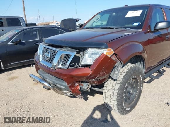 ✅ 2017 Nissan Frontier SV • VIN: 1N6DD0EV6HN738178 • Lot: 43562731. Wystawiony na IAAI z przebiegiem 108 414 mil. Bezpłatny archiwum sprzedaży aukcyjnych z USA i szczegółowy raport historii pojazdu na DreamBid. Zdjęcie 6.