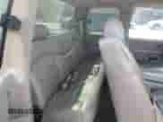 2001 Chevrolet Silverado 1500 LS с VIN 2GCEC19T911209002, выставлен на аукционе Copart как лот 89668405 с пробегом 134 020 миль миль и Списание • Salvage title. История ставок и продаж доступна на DreamBid. Изображение 10.