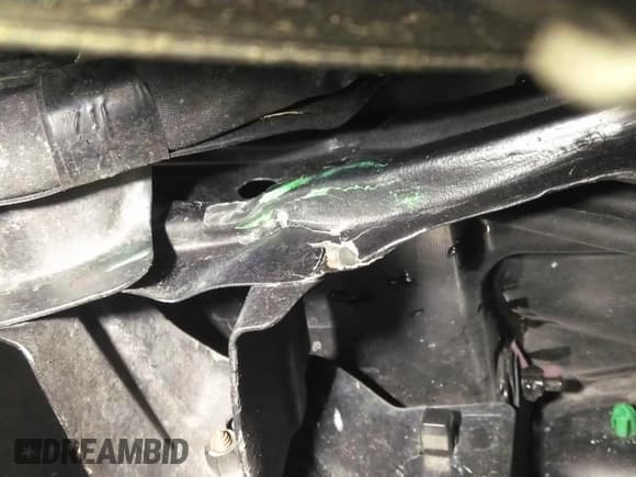 ✅ 2022 Subaru Forester • VIN: JF2SKAAC7NH480002 • Лот: 43933992. Опубликован ранее на IAAI с пробегом 65 281 миль. Бесплатный доступ к архиву аукционных продаж из США и подробный отчёт об истории автомобиля на DreamBid. Изображение 14.