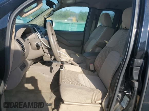 ✅ 2012 Nissan Frontier SV • VIN: 1N6AD0CU3CC476475 • Lot: 53733305. Wystawiony na Copart z przebiegiem 99 784 mil. Bezpłatny archiwum sprzedaży aukcyjnych z USA i szczegółowy raport historii pojazdu na DreamBid. Zdjęcie 7.