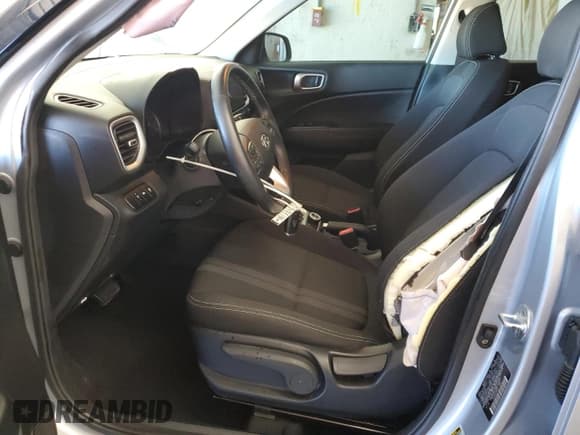 ✅ 2021 Hyundai Venue SEL • VIN: KMHRC8A39MU120640 • Lot: 57777765. Listed on Copart with 11,505 mi. Free auction sales archive from the USA and detailed vehicle history report at DreamBid. Image 7.