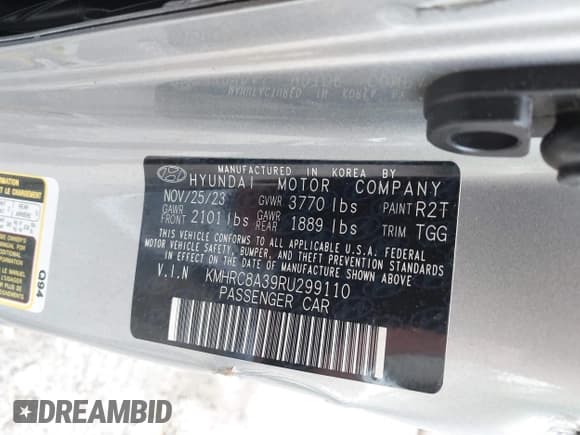 ✅ 2024 Hyundai Venue SEL • VIN: KMHRC8A39RU299110 • Lot: 40705347. Listed on IAAI with 16,802 mi. Free auction sales archive from the USA and detailed vehicle history report at DreamBid. Image 9.