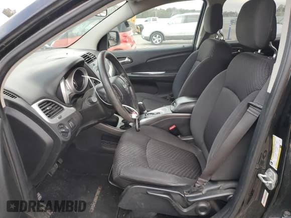 ✅ 2017 Dodge Journey SE • VIN: 3C4PDCAB5HT683039 • Лот: 92354905. Опубликован ранее на Copart с пробегом 187 718 миль. Бесплатный доступ к архиву аукционных продаж из США и подробный отчёт об истории автомобиля на DreamBid. Изображение 7.