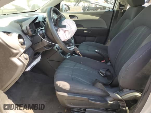 2014 Chevrolet Sonic LT с VIN 1G1JC6SH9E4242151, выставлен на аукционе Copart как лот 62490424 с пробегом 165 435 миль миль и Списание • Salvage title. История ставок и продаж доступна на DreamBid. Изображение 7.