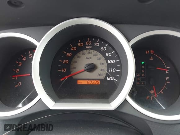 ✅ 2009 Toyota Tacoma PreRunner • VIN: 3TMKU72N49M020938 • Lot: 42422101. Listed on IAAI with 89,335 mi. Free auction sales archive from the USA and detailed vehicle history report at DreamBid. Image 7.