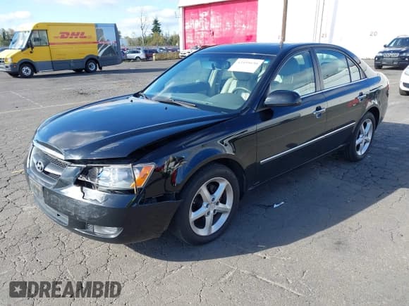 ✅ 2008 Hyundai Sonata SE • VIN: 5NPEU46C98H318975 • Лот: 43495650. Опубликован ранее на IAAI с пробегом 114 516 миль. Бесплатный доступ к архиву аукционных продаж из США и подробный отчёт об истории автомобиля на DreamBid. Изображение 17.