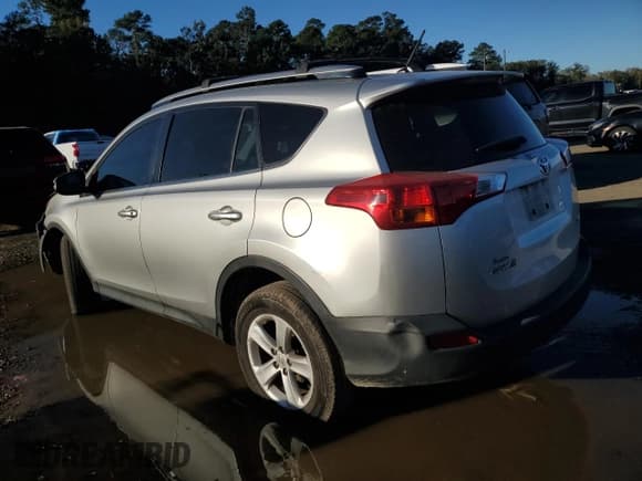 ✅ 2013 Toyota RAV4 XLE • VIN: JTMWFREV6D5011269 • Лот: 90295905. Опубликован ранее на Copart с пробегом 173 452 миль. Бесплатный доступ к архиву аукционных продаж из США и подробный отчёт об истории автомобиля на DreamBid. Изображение 2.
