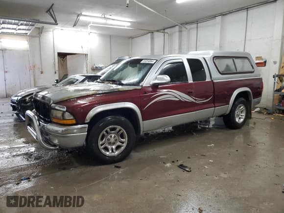 ✅ 2001 Dodge Dakota • VIN: 1B7GL22X21S148314 • Lot: 84454064. Wystawiony na Copart z przebiegiem Nie podano. Bezpłatny archiwum sprzedaży aukcyjnych z USA i szczegółowy raport historii pojazdu na DreamBid. Zdjęcie 1.