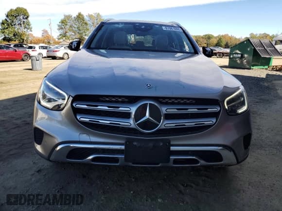 ✅ 2021 Mercedes-Benz GLC 300 • VIN: W1N0G8EB1MF871604 • Lot: 87061095. Wystawiony na Copart z przebiegiem 46 745 mil. Bezpłatny archiwum sprzedaży aukcyjnych z USA i szczegółowy raport historii pojazdu na DreamBid. Zdjęcie 5.