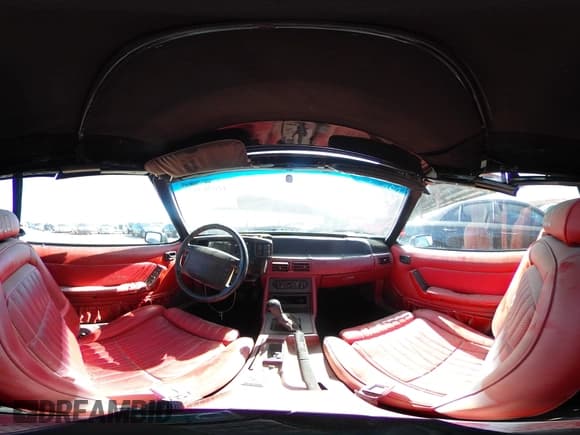 ✅ 1990 Ford Mustang GT • VIN: 1FACP45E4LF128009 • Лот: 42038392. Опубликован ранее на IAAI с пробегом 59 960 миль. Бесплатный доступ к архиву аукционных продаж из США и подробный отчёт об истории автомобиля на DreamBid. Изображение 18.