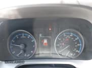 ✅ 2018 Toyota RAV4 LE • VIN: 2T3ZFREVXJW470869 • Lot: 43133197. Wystawiony na IAAI z przebiegiem 103 303 mil. Bezpłatny archiwum sprzedaży aukcyjnych z USA i szczegółowy raport historii pojazdu na DreamBid. Zdjęcie 7.