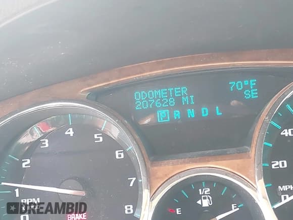 ✅ 2011 Buick Enclave CXL-2 • VIN: 5GAKRCED7BJ405783 • Лот: 43108788. Опубликован ранее на IAAI с пробегом 207 628 миль. Бесплатный доступ к архиву аукционных продаж из США и подробный отчёт об истории автомобиля на DreamBid. Изображение 7.