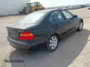 2003 BMW 3 Series 325xi с VIN WBAEU33423PH87815, выставлен на аукционе IAAI как лот 43214732 с пробегом 101 156 миль миль и . История ставок и продаж доступна на DreamBid. Изображение 4.