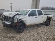 ✅ 2007 Chevrolet Silverado 2500HD 2LT • VIN: 1GCHK23617F538187 • Lot: 93531755. Wystawiony na Copart z przebiegiem 323 641 mil. Bezpłatny archiwum sprzedaży aukcyjnych z USA i szczegółowy raport historii pojazdu na DreamBid. Zdjęcie 1.
