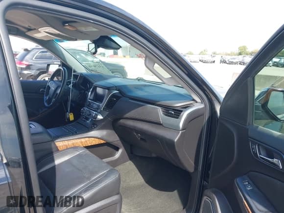 ✅ 2016 Chevrolet Tahoe LTZ • VIN: 1GNSKCKC1GR449776 • Lot: 43474688. Listed on IAAI with 100,196 mi. Free auction sales archive from the USA and detailed vehicle history report at DreamBid. Image 5.