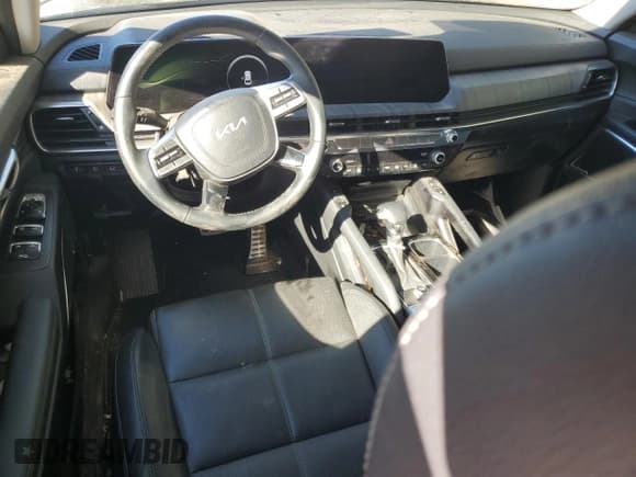 ✅ 2024 Kia Telluride SX • VIN: 5XYP54GC9RG480473 • Lot: 80751754. Listed on Copart with 16,526 mi. Free auction sales archive from the USA and detailed vehicle history report at DreamBid. Image 8.