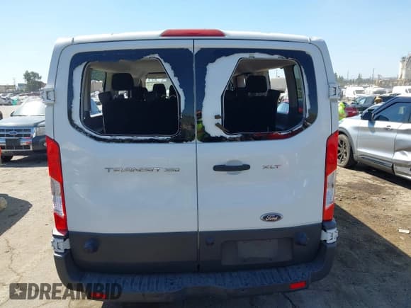 ✅ 2016 Ford Transit XL • VIN: 1FBZX2ZM0GKA65728 • Lot: 43143885. Wystawiony na IAAI z przebiegiem Nie podano. Bezpłatny archiwum sprzedaży aukcyjnych z USA i szczegółowy raport historii pojazdu na DreamBid. Zdjęcie 16.