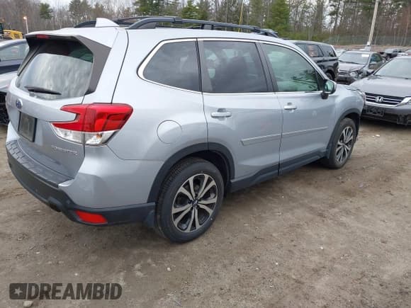 ✅ 2020 Subaru Forester Limited • VIN: JF2SKAUC1LH461275 • Лот: 43767162. Опубликован ранее на IAAI с пробегом 59 230 миль. Бесплатный доступ к архиву аукционных продаж из США и подробный отчёт об истории автомобиля на DreamBid. Изображение 4.