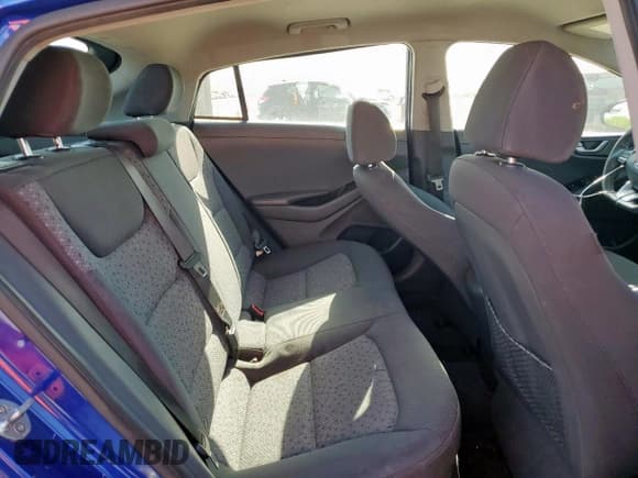 ✅ 2019 Hyundai Ioniq Blue • VIN: KMHC65LC8KU176042 • Lot: 52925975. Wystawiony na Copart z przebiegiem 172 961 mil. Bezpłatny archiwum sprzedaży aukcyjnych z USA i szczegółowy raport historii pojazdu na DreamBid. Zdjęcie 10.