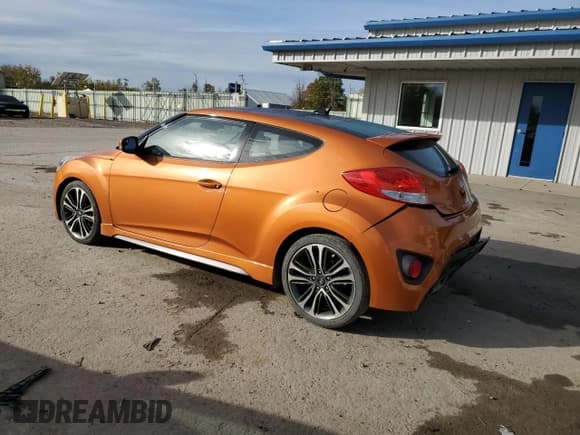 ✅ 2016 Hyundai Veloster Turbo Rally Edition • VIN: KMHTC6AE9GU257481 • Лот: 86423925. Опубликован ранее на Copart с пробегом 102 330 миль. Бесплатный доступ к архиву аукционных продаж из США и подробный отчёт об истории автомобиля на DreamBid. Изображение 2.