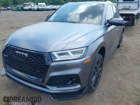 ✅ 2018 Audi SQ5 Prestige • VIN: WA1C4BFY1J2098949 • Lot: 42848025. Listed on IAAI with 149,970 mi. Free auction sales archive from the USA and detailed vehicle history report at DreamBid. Image 12.