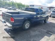 ✅ 2000 Dodge Dakota • VIN: 1B7GL22X3YS523895 • Lot: 42247540. Wystawiony na IAAI z przebiegiem 159 138 mil. Bezpłatny archiwum sprzedaży aukcyjnych z USA i szczegółowy raport historii pojazdu na DreamBid. Zdjęcie 4.