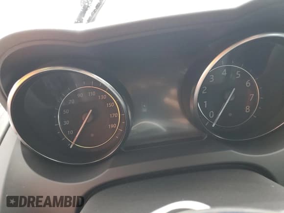 ✅ 2020 Jaguar F-Type P300 • VIN: SAJDD5GX4LCK63604 • Lot: 74807264. Wystawiony na Copart z przebiegiem Nie podano. Bezpłatny archiwum sprzedaży aukcyjnych z USA i szczegółowy raport historii pojazdu na DreamBid. Zdjęcie 9.