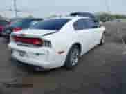 ✅ 2014 Dodge Charger RT • VIN: 2C3CDXCT3EH342422 • Lot: 41923310. Wystawiony na IAAI z przebiegiem 236 320 mil. Bezpłatny archiwum sprzedaży aukcyjnych z USA i szczegółowy raport historii pojazdu na DreamBid. Zdjęcie 4.