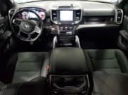 ✅ 2019 Ram 1500 Big Horn • VIN: 1C6SRFFT4KN781976 • Lot: 89826335. Wystawiony na Copart z przebiegiem 154 403 mil. Bezpłatny archiwum sprzedaży aukcyjnych z USA i szczegółowy raport historii pojazdu na DreamBid. Zdjęcie 8.