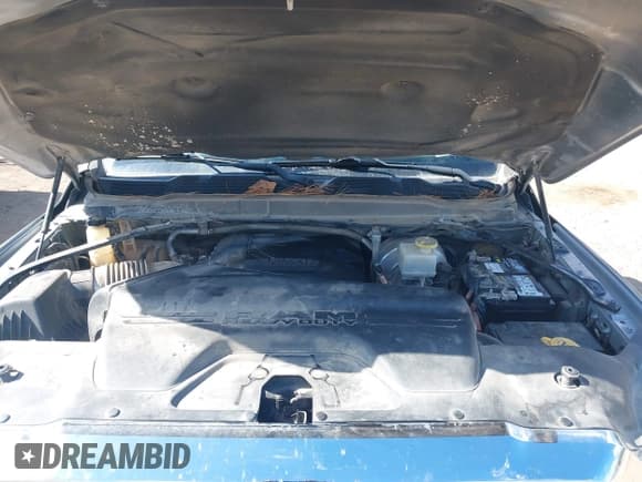 ✅ 2022 Ram 2500 Tradesman • VIN: 3C6UR5CJXNG251224 • Lot: 43541750. Wystawiony na IAAI z przebiegiem 167 400 mil. Bezpłatny archiwum sprzedaży aukcyjnych z USA i szczegółowy raport historii pojazdu na DreamBid. Zdjęcie 10.