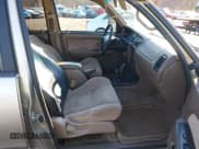 ✅ 2001 Toyota 4Runner SR5 • VIN: JT3HN86R010347164 • Lot: 43833379. Wystawiony na IAAI z przebiegiem 204 882 mil. Bezpłatny archiwum sprzedaży aukcyjnych z USA i szczegółowy raport historii pojazdu na DreamBid. Zdjęcie 5.