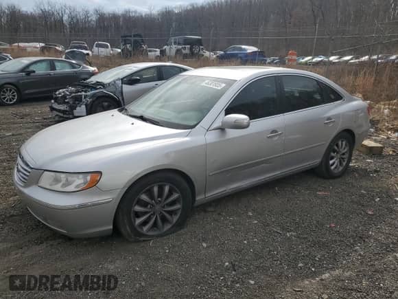 2008 Hyundai Azera Limited with VIN KMHFC46F98A302912, listed as a Copart auction lot 46301935 with Not provided miles and Salvage title. Bid and sale history available at DreamBid. Image 1.