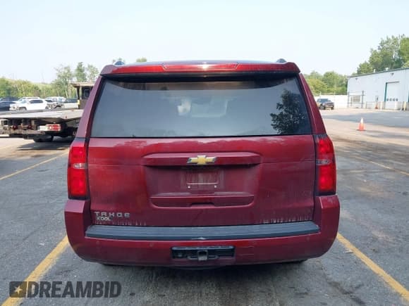 ✅ 2017 Chevrolet Tahoe LT • VIN: 1GNSKBKC9HR285981 • Lot: 42880646. Listed on IAAI with 216,293 mi. Free auction sales archive from the USA and detailed vehicle history report at DreamBid. Image 17.