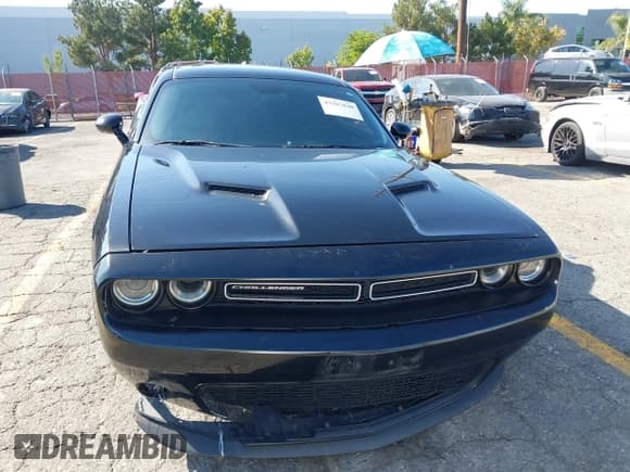 ✅ 2015 Dodge Challenger SXT • VIN: 2C3CDZAG1FH811459 • Lot: 43507040. Listed on IAAI with 121,268 mi. Free auction sales archive from the USA and detailed vehicle history report at DreamBid. Image 13.