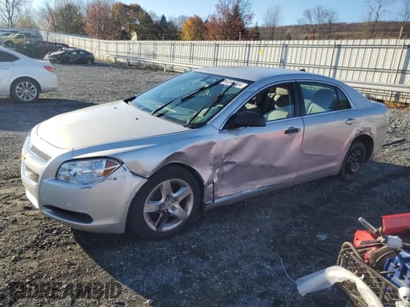 ✅ 2012 Chevrolet Malibu 1LS • VIN: 1G1ZB5E04CF328278 • Lot: 80396024. Listed on Copart with 82,597 mi. Free auction sales archive from the USA and detailed vehicle history report at DreamBid. Image 1.