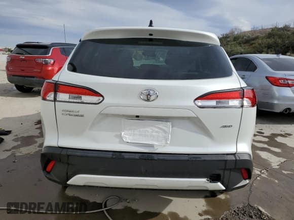 ✅ 2023 Toyota Corolla Cross L • VIN: 7MUAAABG2PV052714 • Lot: 51417815. Wystawiony na Copart z przebiegiem 39 458 mil. Bezpłatny archiwum sprzedaży aukcyjnych z USA i szczegółowy raport historii pojazdu na DreamBid. Zdjęcie 6.