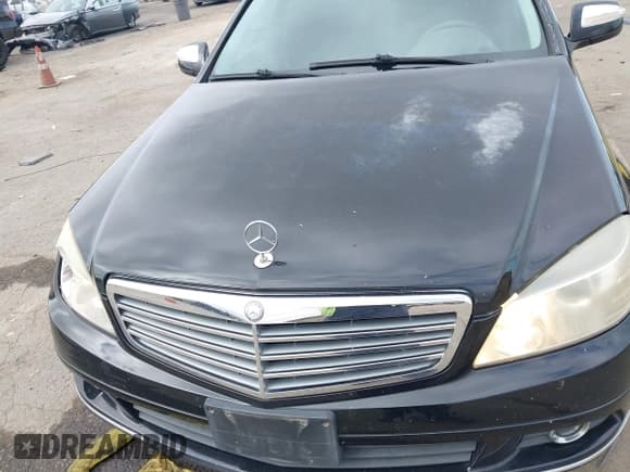 ✅ 2008 Mercedes-Benz C 300 Sport • VIN: WDDGF54X28F035669 • Lot: 43192786. Wystawiony na IAAI z przebiegiem 187 672 mil. Bezpłatny archiwum sprzedaży aukcyjnych z USA i szczegółowy raport historii pojazdu na DreamBid. Zdjęcie 6.