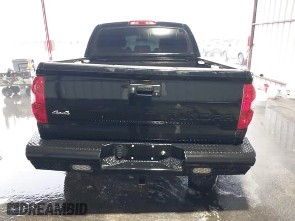 ✅ 2016 Toyota Tundra Platinum • VIN: 5TFAY5F12GX555107 • Lot: 41281494. Listed on IAAI with 107,521 mi. Free auction sales archive from the USA and detailed vehicle history report at DreamBid. Image 6.