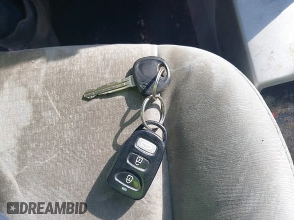 ✅ 2008 Hyundai Elantra GLS • VIN: KMHDU46D78U373088 • Lot: 43360679. Wystawiony na IAAI z przebiegiem 244 134 mil. Bezpłatny archiwum sprzedaży aukcyjnych z USA i szczegółowy raport historii pojazdu na DreamBid. Zdjęcie 11.