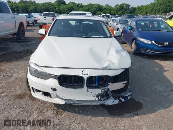 ✅ 2015 BMW 3 Series 328i xDrive • VIN: WBA3B5G5XFNS17926 • Lot: 42441569. Listed on IAAI with 120,748 mi. Free auction sales archive from the USA and detailed vehicle history report at DreamBid. Image 12.
