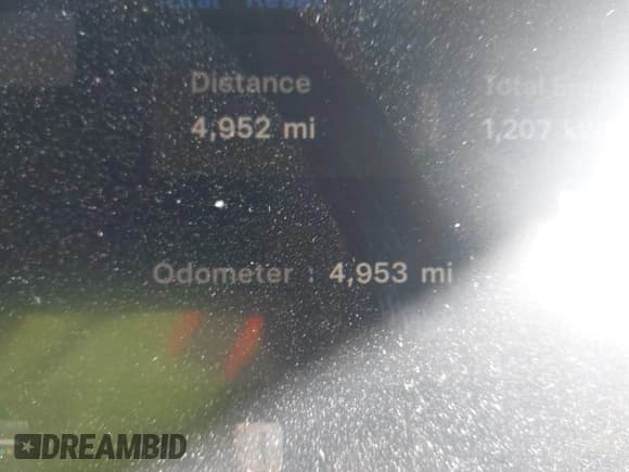 ✅ 2024 Tesla Model 3 • VIN: 5YJ3E1EA9RF828939 • Lot: 41422401. Wystawiony na IAAI z przebiegiem 4 953 mil. Bezpłatny archiwum sprzedaży aukcyjnych z USA i szczegółowy raport historii pojazdu na DreamBid. Zdjęcie 14.