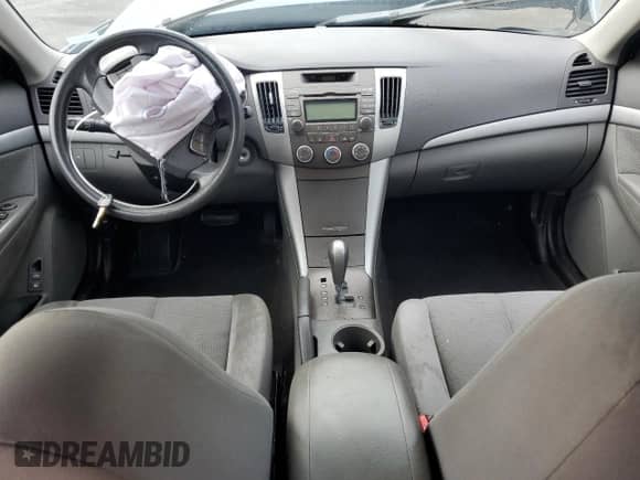 2010 Hyundai Sonata GLS with VIN 5NPET4AC4AH628693, listed as a Copart auction lot 69781655 with Not provided miles and Salvage title. Bid and sale history available at DreamBid. Image 8.