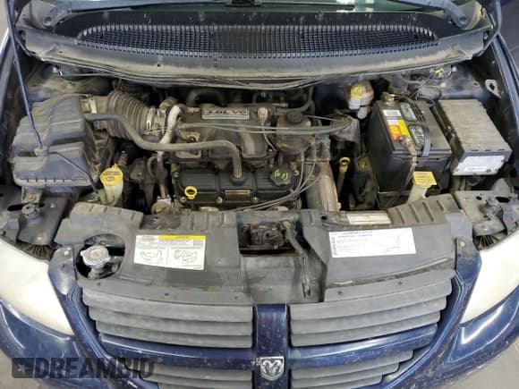 ✅ 2005 Dodge Caravan SXT • VIN: 2D4GP44L45R404697 • Лот: 90909455. Опубликован ранее на Copart с пробегом 147 702 миль. Бесплатный доступ к архиву аукционных продаж из США и подробный отчёт об истории автомобиля на DreamBid. Изображение 12.