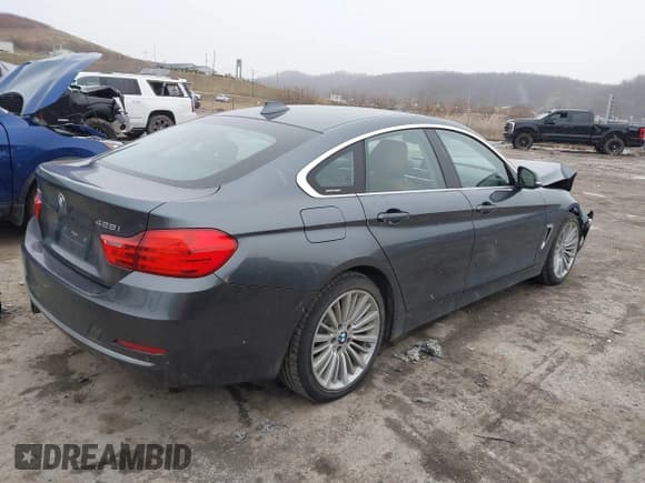 ✅ 2015 BMW 4 Series 428i xDrive • VIN: WBA4A7C59FD415783 • Lot: 41530348. Listed on IAAI with 151,830 mi. Free auction sales archive from the USA and detailed vehicle history report at DreamBid. Image 4.