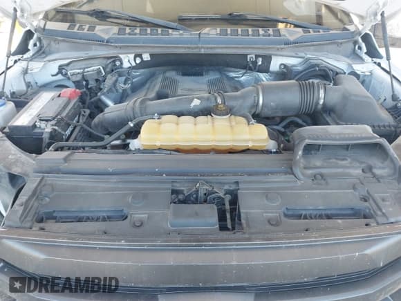 ✅ 2017 Ford F-150 XL • VIN: 1FTEW1EGXHFA37307 • Лот: 42709550. Опубликован ранее на IAAI с пробегом 89 499 миль. Бесплатный доступ к архиву аукционных продаж из США и подробный отчёт об истории автомобиля на DreamBid. Изображение 10.