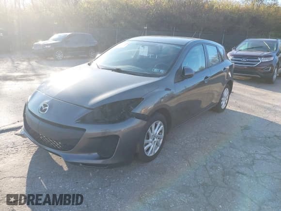 ✅ 2013 Mazda 3 i Touring • VIN: JM1BL1LP6D1810232 • Lot: 43759365. Listed on IAAI with 145,680 mi. Free auction sales archive from the USA and detailed vehicle history report at DreamBid. Image 2.