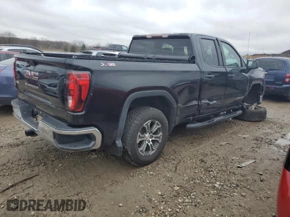 ✅ 2020 GMC Sierra 1500 • VIN: 1GTR9AEF6LZ200669 • Лот: 80897644. Опубликован ранее на Copart с пробегом 84 750 миль. Бесплатный доступ к архиву аукционных продаж из США и подробный отчёт об истории автомобиля на DreamBid. Изображение 3.