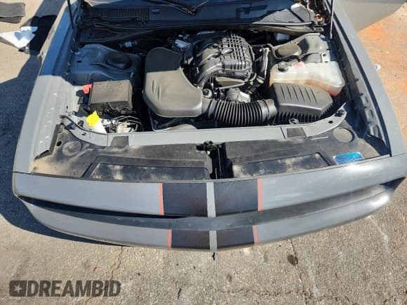 ✅ 2023 Dodge Challenger SXT • VIN: 2C3CDZAG5PH694003 • Lot: 82448565. Wystawiony na Copart z przebiegiem 10 004 mil. Bezpłatny archiwum sprzedaży aukcyjnych z USA i szczegółowy raport historii pojazdu na DreamBid. Zdjęcie 11.