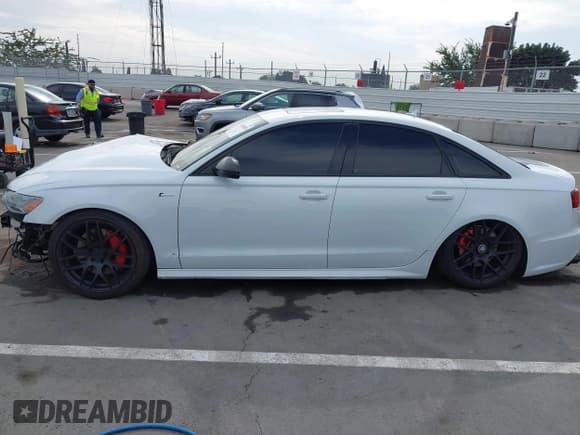 ✅ 2016 Audi A6 Prestige • VIN: WAUHGAFCXGN104723 • Lot: 43681608. Listed on IAAI with 47,915 mi. Free auction sales archive from the USA and detailed vehicle history report at DreamBid. Image 15.